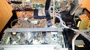 Видеомагнитофон JVC HR-D210EE