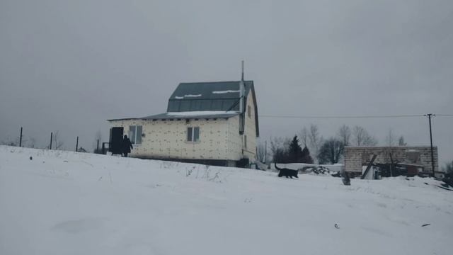 Не работаю,отдыхаю на хозяйстве.Козы получили,что хотели.Бедолаги.Заказала плащи