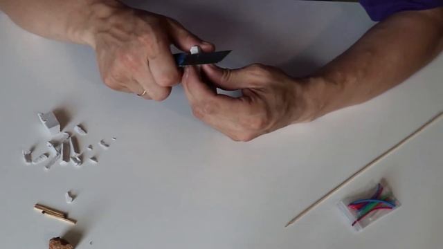 Лучший поплавок для мирной рыбы. Как сделать поплавок. Поплавок своими руками