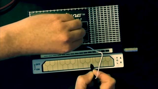 Stylophone Gen X-1 Looping Jam / Impro/ Test смотреть онлайн
