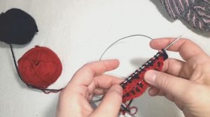 Двухцветная английская резинка(бриошь) по кругу.