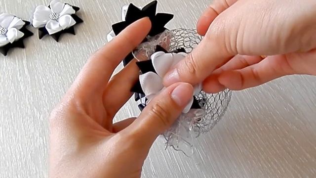 DIY СЕТОЧКА для гульки с цветами Канзаши | BACK TO SCHOOL | Flores de cintas | Flores de fitas смотреть онлайн