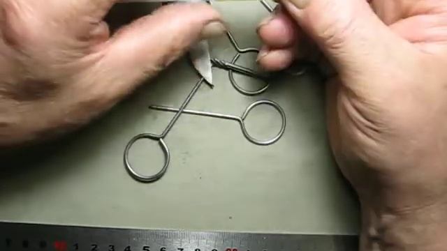 Черновая сборка основных деталей двухпредметного ножа смотреть онлайн