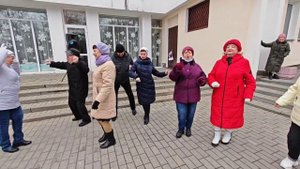 24.02.24г..."ЛЮБОВЬ рядом БЫЛА"... Лариса Гордьера... в Гомельском парке на танцполе...