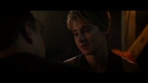 Смотреть фильм Дивергент  Глава 2  Инсургент -http://goo.gl/T9JaXG