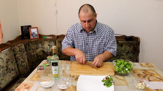 Маринованный перец чили. Хорошая замена халапеньо.