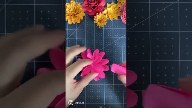 Small Paper Flower | Cricut Paper Flower Tutorial #cricutexploreair2