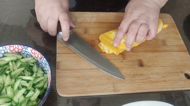 Салат "МИНИСТЕРСКИЙ" - НЕВЕРОЯТНО ВКУСНО и ПРОСТО!!! смотреть онлайн