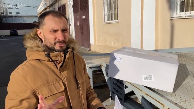 Помогли дому ребёнка. Зачем об этом рассказывать?