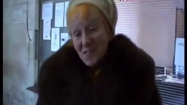 Бабку прет ужасно всем смотреть обязательно...Real vidio