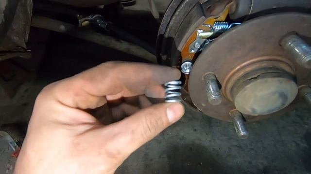 Ручник работает но не держит  Теперь будет работать как надо!