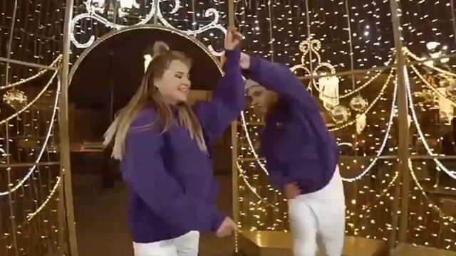 Катя Адушкина и Сёма Ким / взять взять #блогеры смотреть онлайн