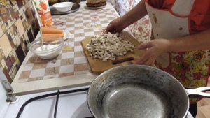 БЛИНЧИКИ ИЗ ПЕЧЕНИ С ГРИБНОЙ НАЧИНКОЙ ?.