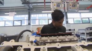 Сборка AMG МОТОРА! МЕГАЗАВОД AMG. Новейшие технологии производства.