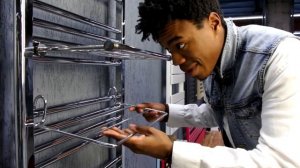 Полки для полотенцесушителей.