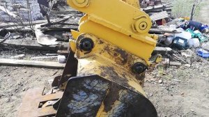 Самодельный быстросъем и планировочный ковш на LIUGONG 777A