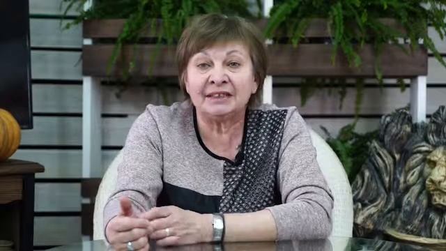 КЛУБНИКА ИЛИ ЗЕМЛЯНИКА  В чем отличие клубники от земляники