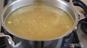 Перловый суп с солеными огурцами