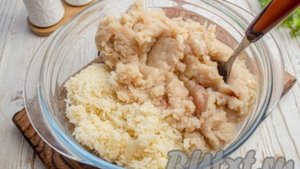 Куриные тефтели в сметанном соусе в духовке