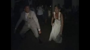 Свадебный танец молодых прикол