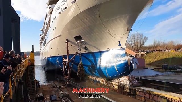 20+ Dangerous Big Ship Launch CLOSE CALL | Awesome Ship Launches Compilation, Fails and BIG WAVES смотреть онлайн