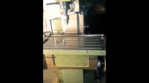 Fus 22 Milling Machine