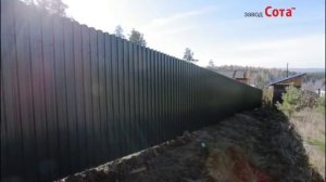 Заборы Модуль: глухой евроштакетник на уклоне