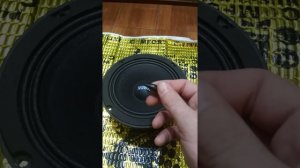 Как быстро исправить замятый колпак на динамике?