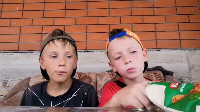 Едим острые кириешки! (Челендж)! смотреть онлайн