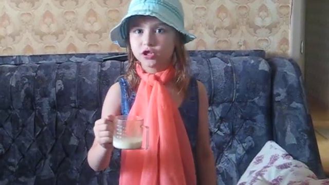 моя подружка делает рекламу молока♥♥♥ как мило смотреть онлайн
