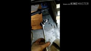 Замена внутреннего левого пыльника на полуоси Opel Vivaro , Renault Trafik 1.9