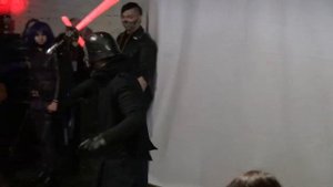 Дефиле со световым мечом KYLO REN