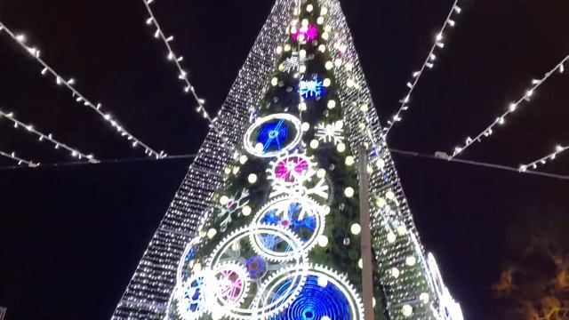 Lithuania at Christmas | Kaunas & Vilnius Christmas Markets with Ryanair, trains, & Wizz Air смотреть онлайн