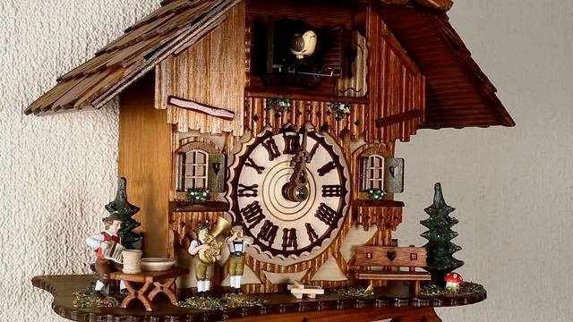 Настенные часы-кукушка Trenkle 451Q HZZG смотреть онлайн