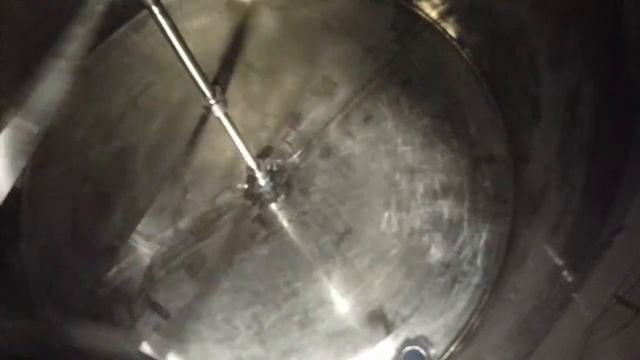 Пуск мягким пускателем, двигатель с мешалкой смотреть онлайн