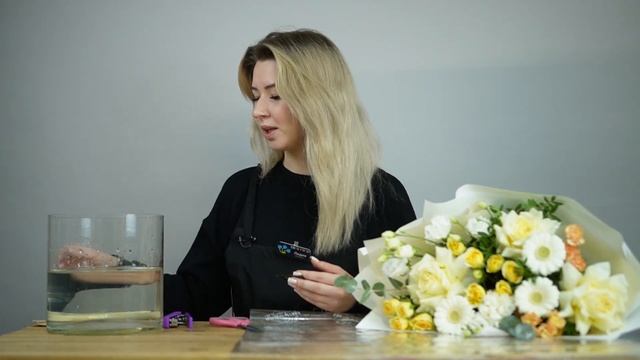 Как сохранить свежесть цветов зимой? Советы флориста по уходу за букетом