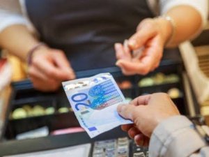 4 способа вывода денег из России за границу. Все законно!