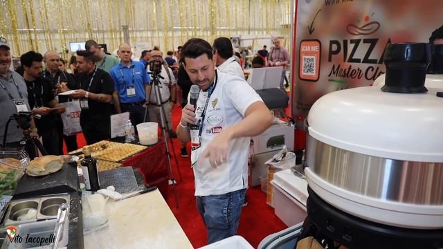 IS THIS THE BEST PIZZA IN THE WORLD?! Pizza Expo Las Vegas 22