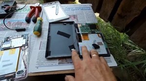 В планшете вздулся аккумулятор!!! Ремонт.