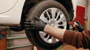 Чернение резины. Как добиться блеска шин без налипания пыли | Чернитель шин reinWell