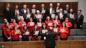 В бесконечной любви Бог на землю пришёл (Хор)