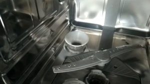КАК Засыпать СОЛЬ в Посудомоечную Машину