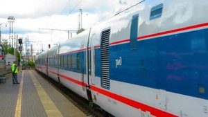 Скоростной поезд "Стриж" №702 Москва-Нижний Новгород под ЭП20-003, ТЭП70БС-316 и ВЛ-80т