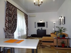 Евпатория снять жилье посуточно. Крым Евпатория отдых без посредников. «На Хлебной» ГОСТЕВОЙ ДОМ