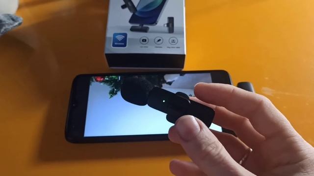 Мой беспроводной микрофон Wireless Lavalier Microphone работает с камерой редми. Ссылка в описании.