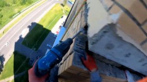 Демонтаж кирпичной кладки на 16 этаже  Часть 2