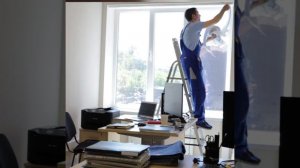 Монтаж вертикальных жалюзи VEREND