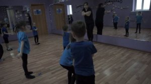 Совренная хореография .Дети 4-6 лет. Танцевальный Этюд " Помогатор"