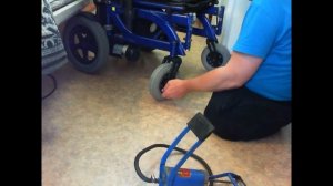 Ремонт электро коляски, смазка, подкачка колес, и другое.