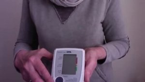 Японский полуавтоматический тонометр UA 705